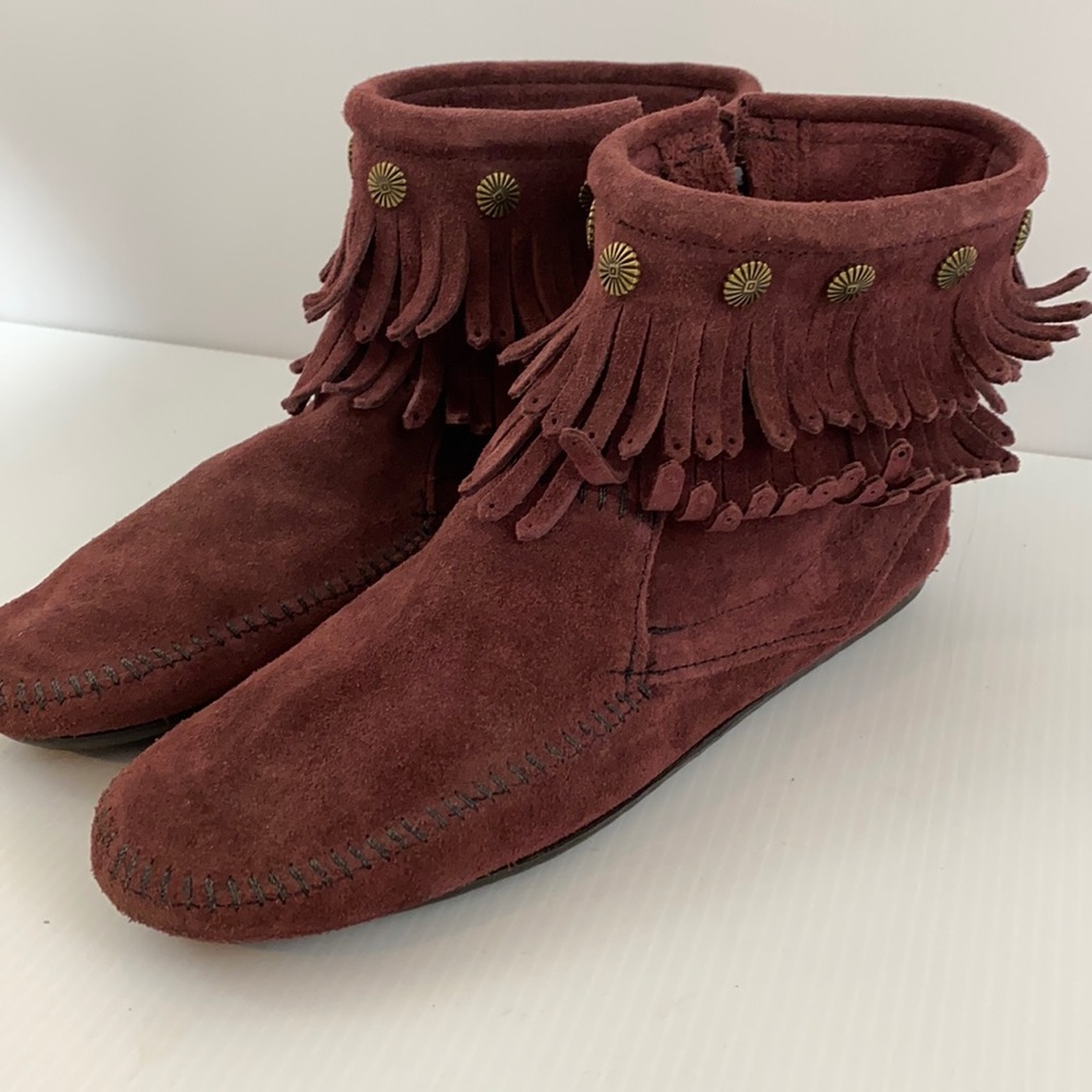 Minnetonka Suede Fringe Ankle Booties